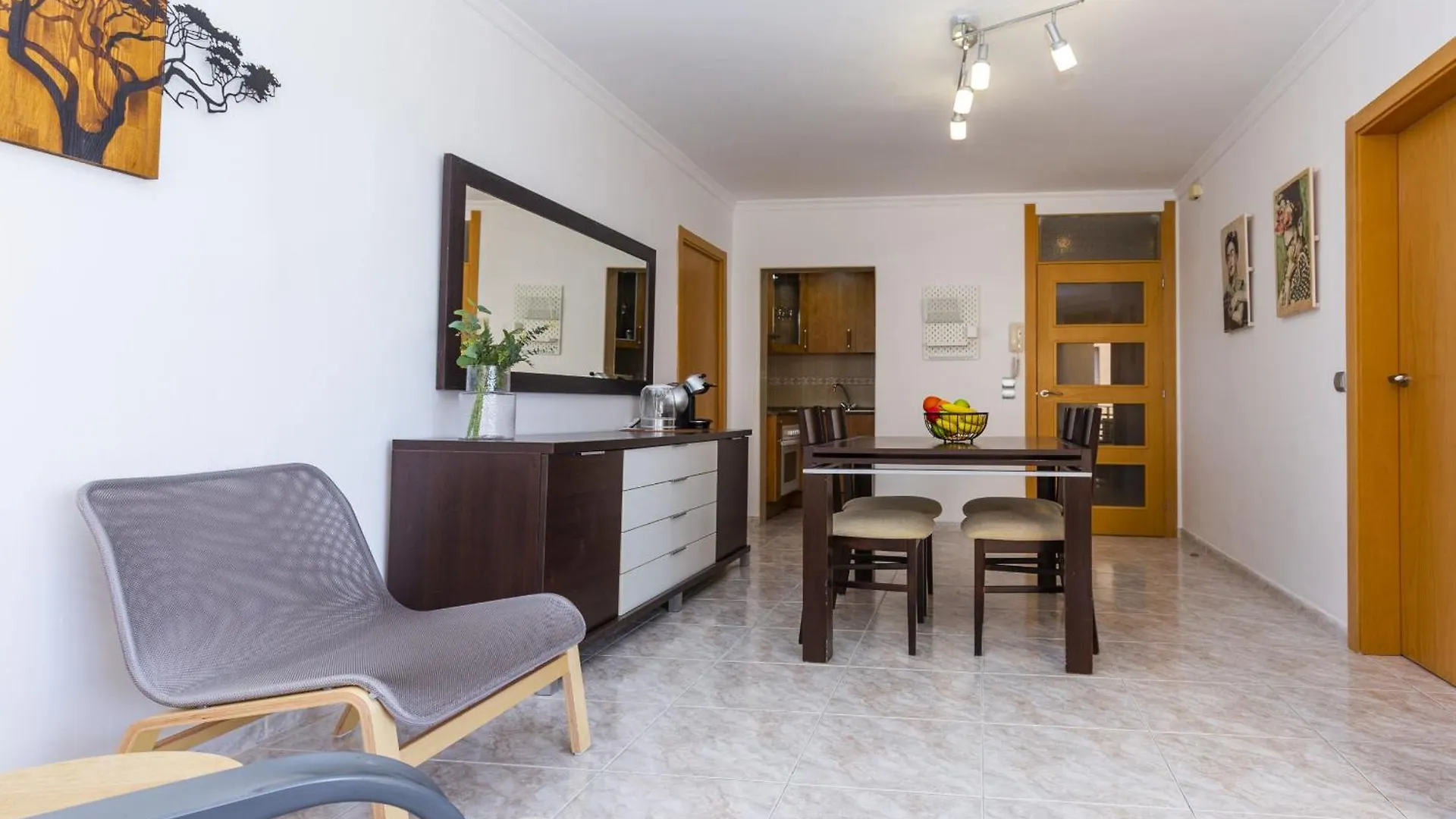 Fuente Planetcostadorada Salou Apartmán